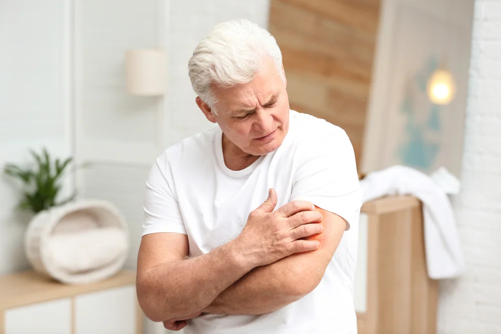 5 Ways to Avoid Skin Problems in Summer Heat for Seniors